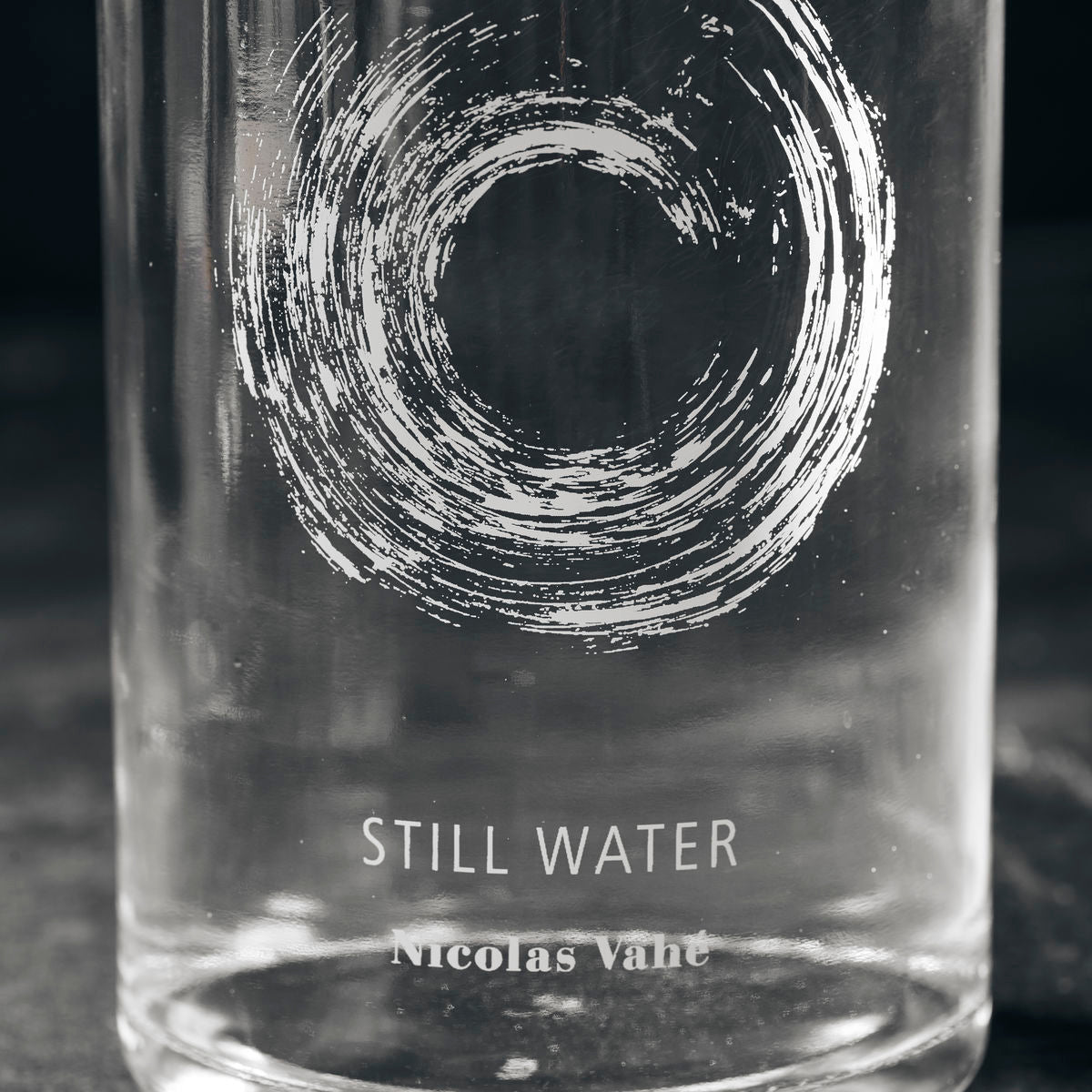 Flasche mit Deckel, Still, Klar