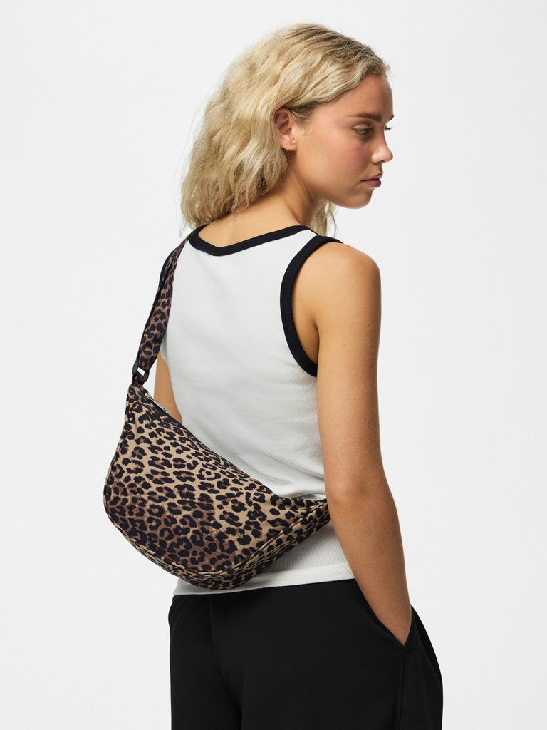 PCAmanda Bumbag Black Leo