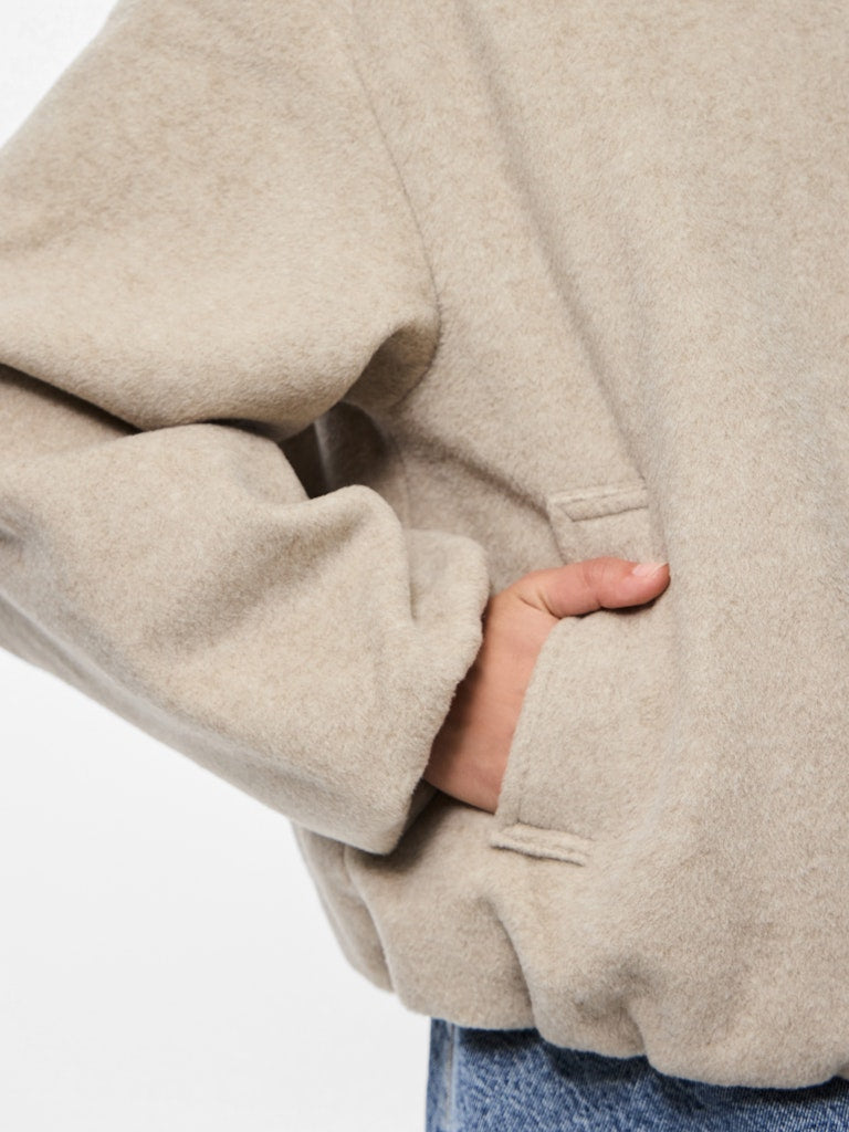 PCAnna Bomber Jacket Beige