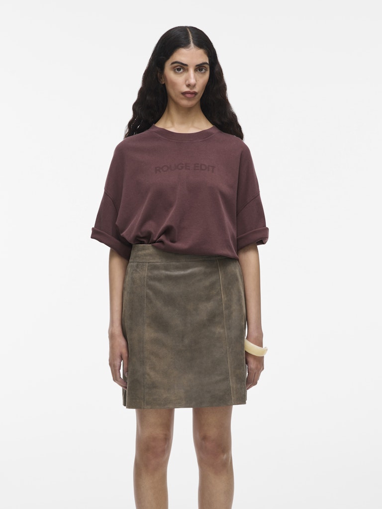 ROUSophias SS O-Neck Tee Decadent Choc
