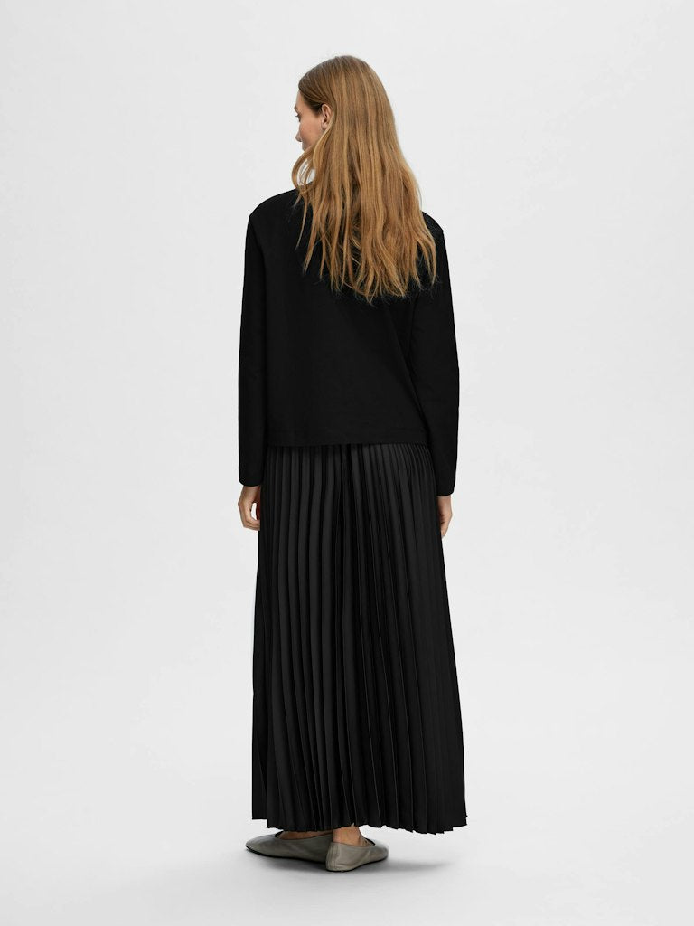 SLFEssential LS Boxy Tee Black