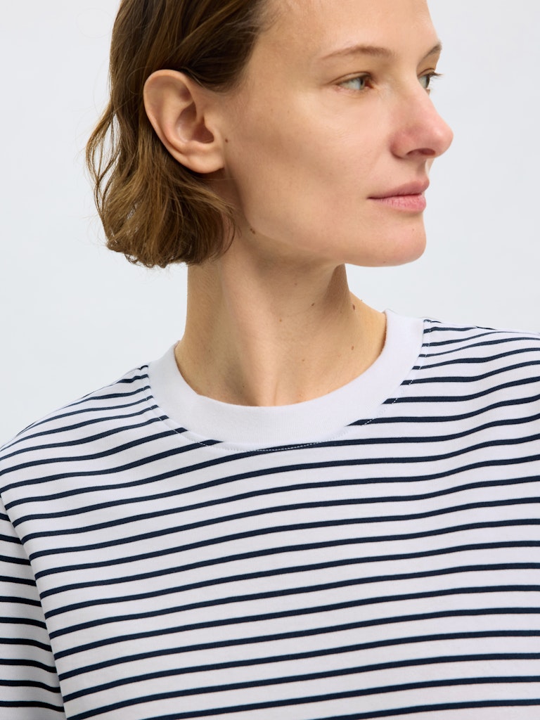 SLFEssential Striped Boxy Tee Dark Sapphire