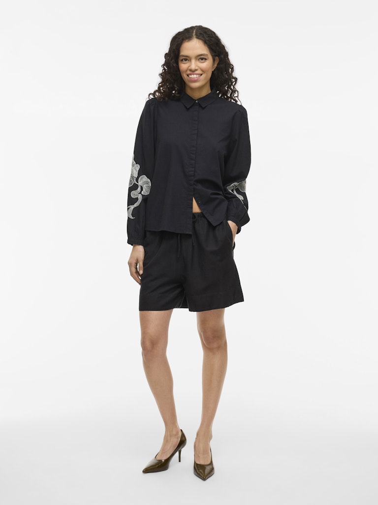 VIPrisilla RW Shorts Black Beauty