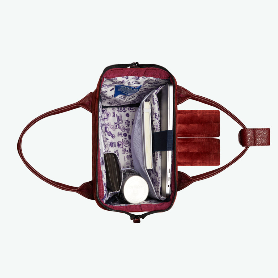 Adventurer S Washington Red