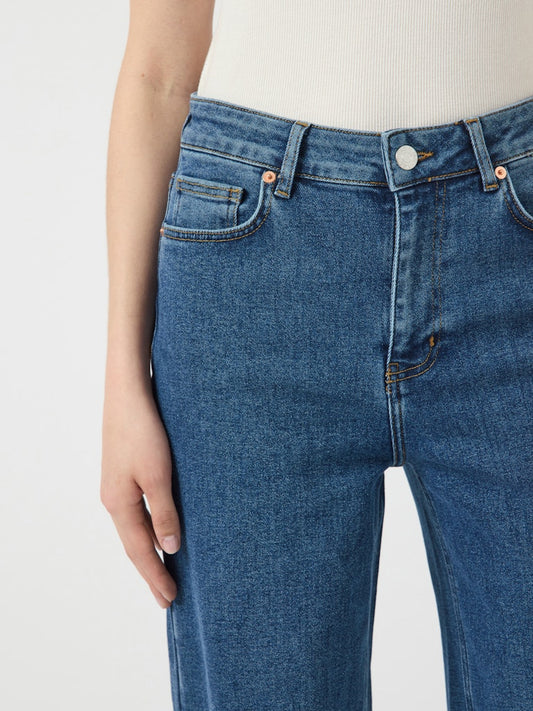 YASRosie HW Straight Jeans Medium Blue