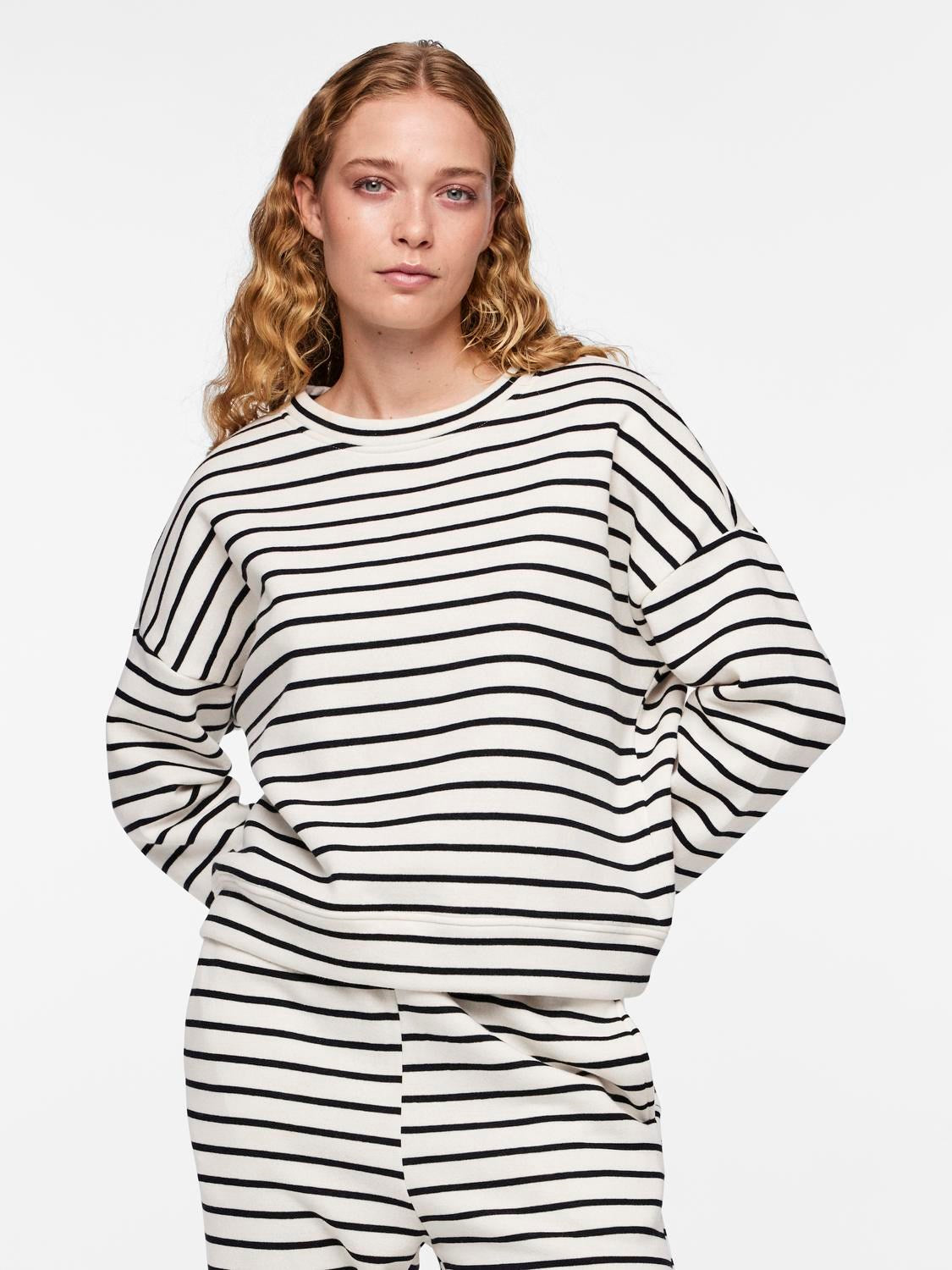 PCChilli LS Sweat Stripes Cloud Dancer