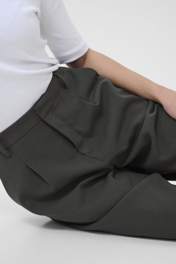 KAMerle 7/8 Pants Suiting Black Oyster