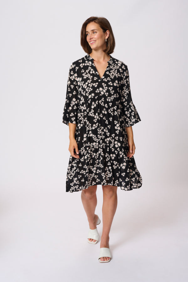 KAHera Amber Dress Printed Black