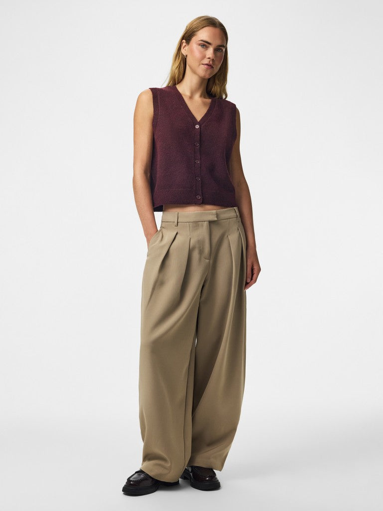 PCSally SL V-Neck Vest Winetasting