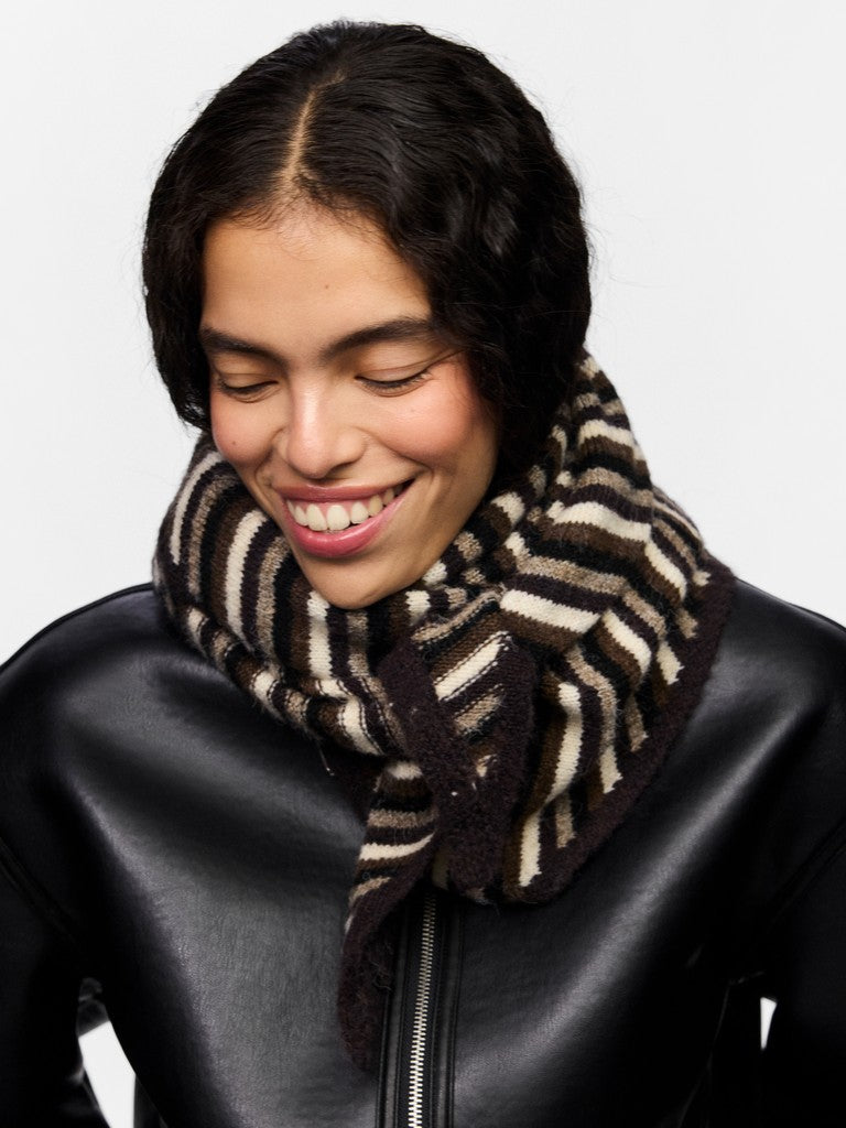 PCAda Scarf Hot Fudge