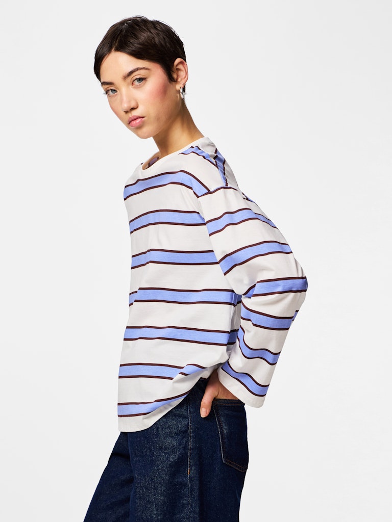 PCMila LS Loose Tee Hydrangea