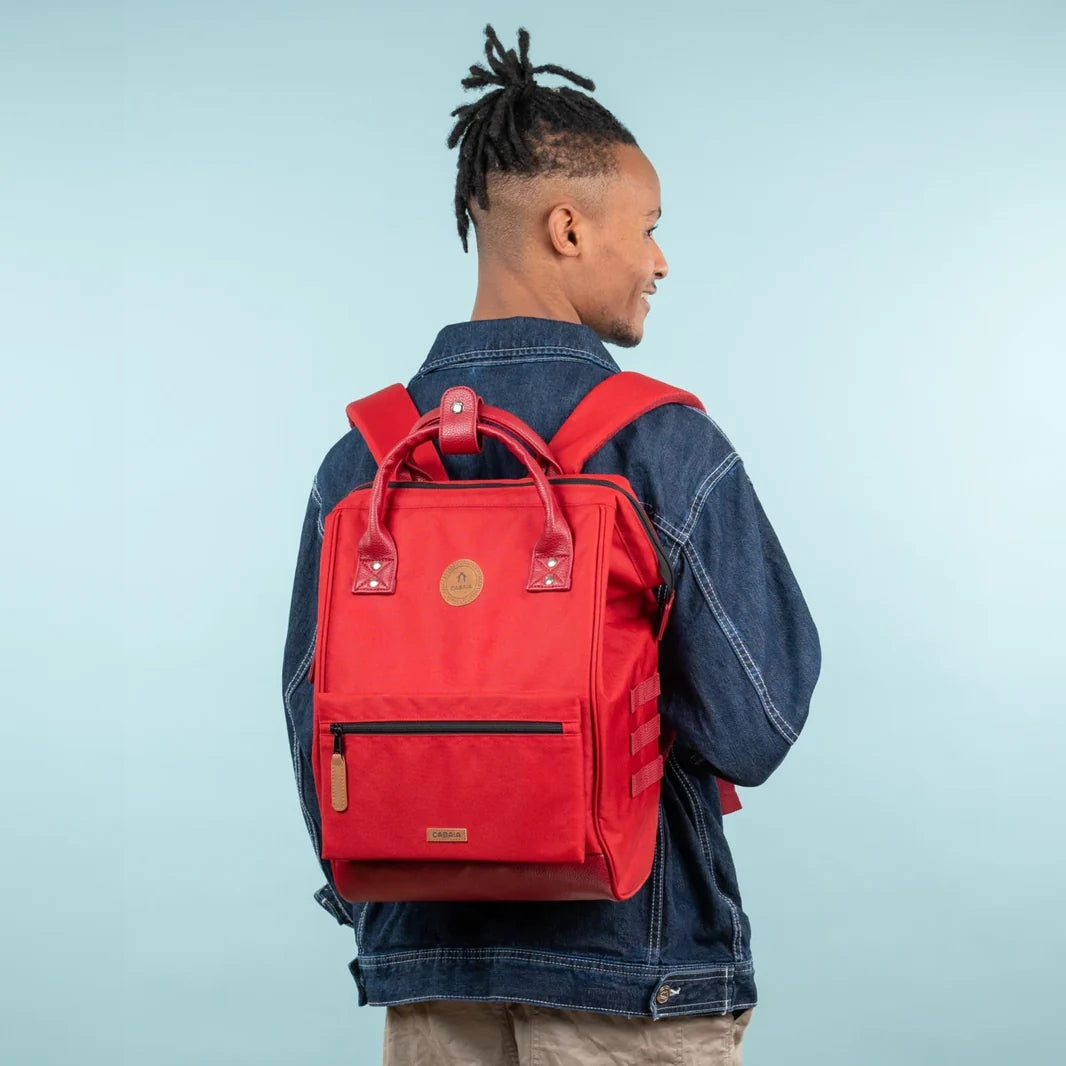 Adventurer M Akranes Rot