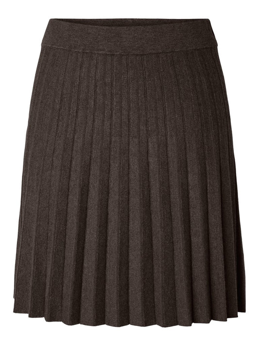 YASElena HÄW Pleated Skirt Coffe Bean