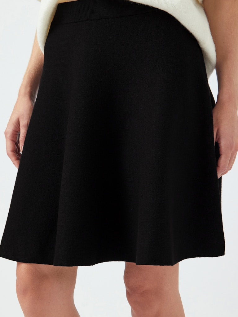 YASFonny HW Knit Skirt Black