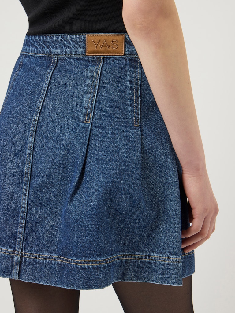 YASSalino HW Denim Skirt Medium Blue