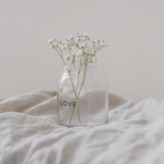 ES Vase aus Glas klein Love