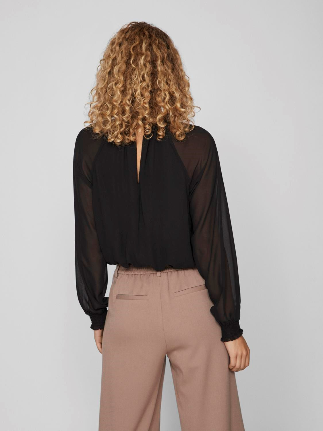 VIAnlis Halterneck L/S Top Black