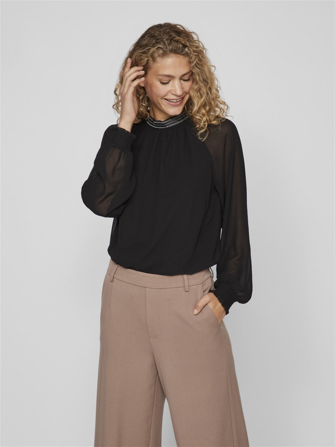 VIAnlis Halterneck L/S Top Black